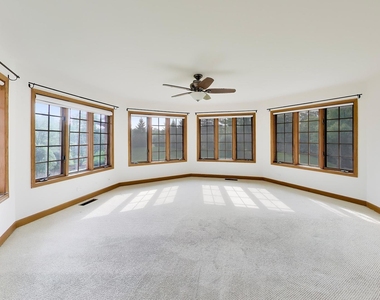 1400 Kurtis Lane - Photo Thumbnail 29