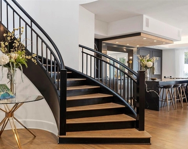 997 Davis Drive - Photo Thumbnail 28