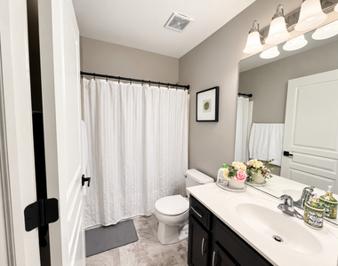 485 Metropolitan Street - Photo Thumbnail 18