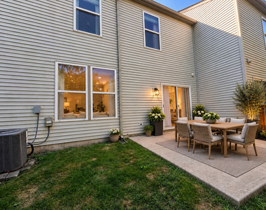 485 Metropolitan Street - Photo Thumbnail 20