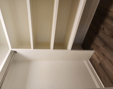 6024 W Irving Park Road - Photo Thumbnail 7