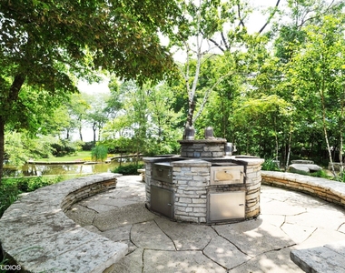 505 N Lake Shore Drive - Photo Thumbnail 18