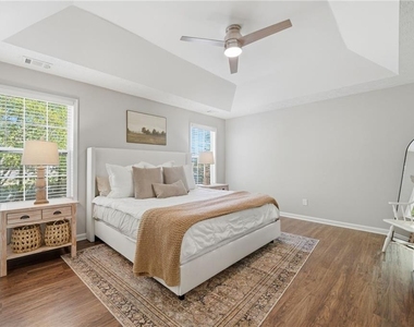 1810 Westwind Drive - Photo Thumbnail 16