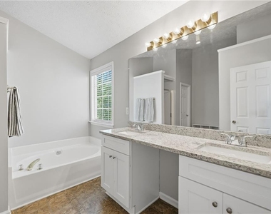1810 Westwind Drive - Photo Thumbnail 17