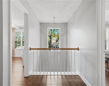 1810 Westwind Drive - Photo Thumbnail 20
