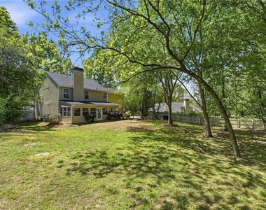 1810 Westwind Drive - Photo Thumbnail 31