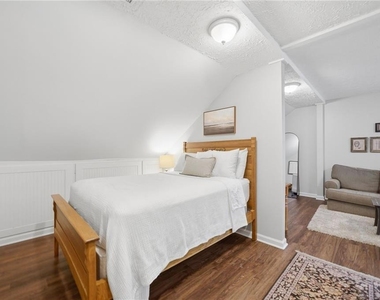 1810 Westwind Drive - Photo Thumbnail 27