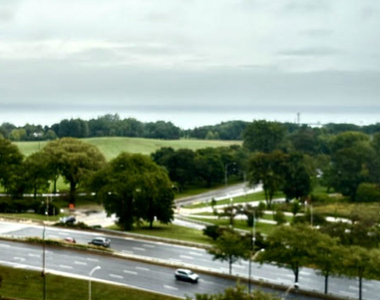 4250 N Marine Drive - Photo Thumbnail 9