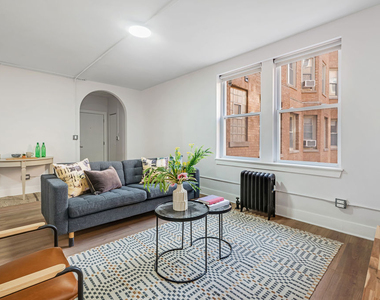1347 W Estes Avenue - Photo Thumbnail 1