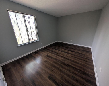 13628 Royal Court - Photo Thumbnail 11