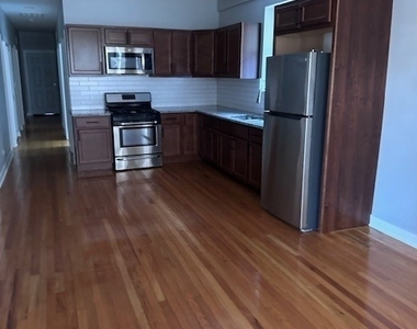 4117 S Albany Avenue - Photo Thumbnail 1