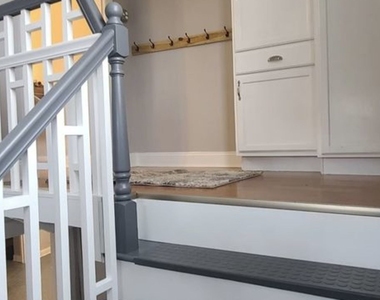 11225 S Sawyer Avenue - Photo Thumbnail 12