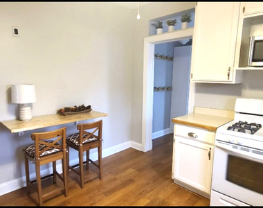 11225 S Sawyer Avenue - Photo Thumbnail 3