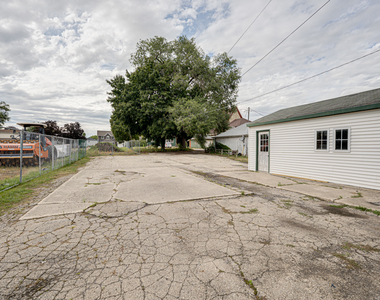 217 S 3rd Street - Photo Thumbnail 10