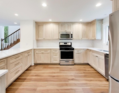 1444 Seminole Road - Photo Thumbnail 7