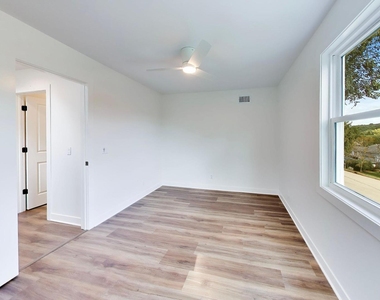 1444 Seminole Road - Photo Thumbnail 23