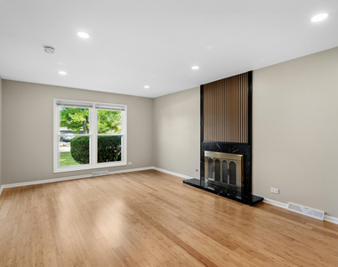 3506 Donovan Drive - Photo Thumbnail 5