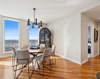 1250 S Michigan Avenue - Photo Thumbnail 4