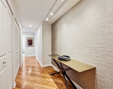 1250 S Michigan Avenue - Photo Thumbnail 10
