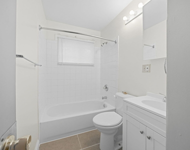 14229 S Blaine Avenue - Photo Thumbnail 7