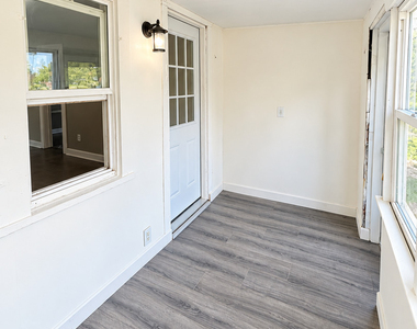 1155 S 7th Street - Photo Thumbnail 2