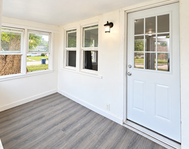 1155 S 7th Street - Photo Thumbnail 1