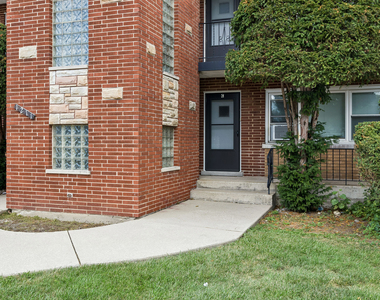 1211 Homestead Road - Photo Thumbnail 2