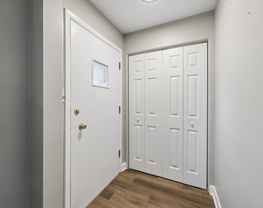1211 Homestead Road - Photo Thumbnail 4