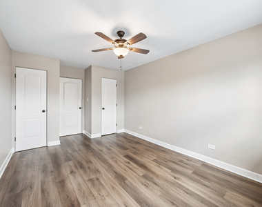 1211 Homestead Road - Photo Thumbnail 14