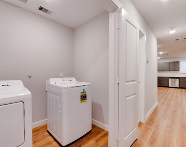2702 Reid Street - Photo Thumbnail 17