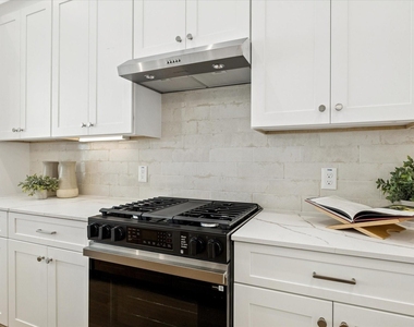 1520 W 21st St - Photo Thumbnail 9