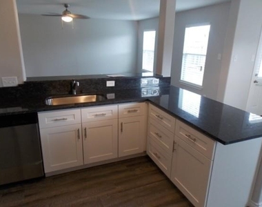 13318 Ambrosa Drive - Photo Thumbnail 3