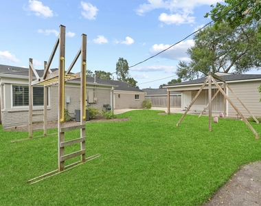 5618 Dawnridge Drive - Photo Thumbnail 14
