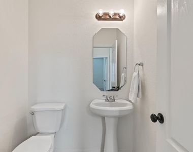 11 Sagamore Ridge Place - Photo Thumbnail 18