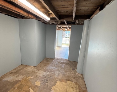 414 Murex Street - Photo Thumbnail 14