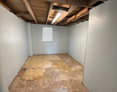 414 Murex Street - Photo Thumbnail 13