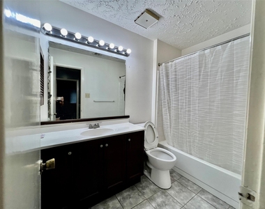 15950 Manfield Drive - Photo Thumbnail 9