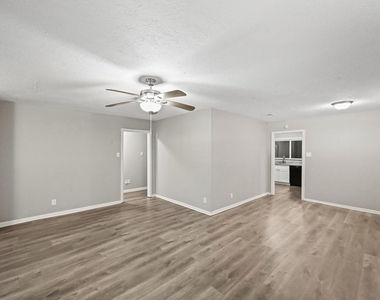 605 West Avenue - Photo Thumbnail 6