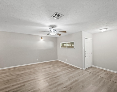 605 West Avenue - Photo Thumbnail 7