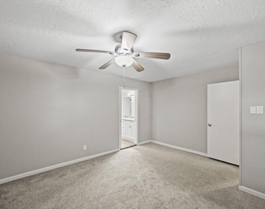 605 West Avenue - Photo Thumbnail 16