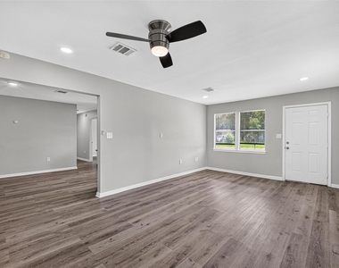 3408 Palm Avenue - Photo Thumbnail 4