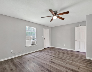 3408 Palm Avenue - Photo Thumbnail 5