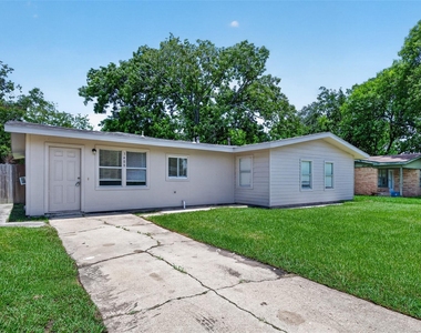 3408 Palm Avenue - Photo Thumbnail 2