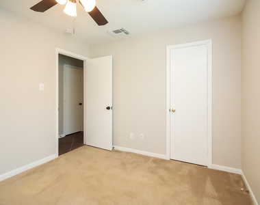21610 Gannet Peak Way - Photo Thumbnail 12