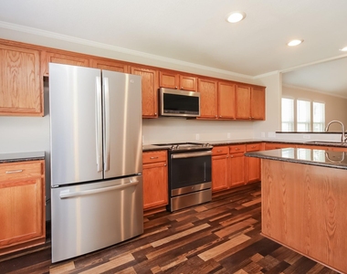 21610 Gannet Peak Way - Photo Thumbnail 5