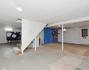 8 Danville - Photo Thumbnail 16