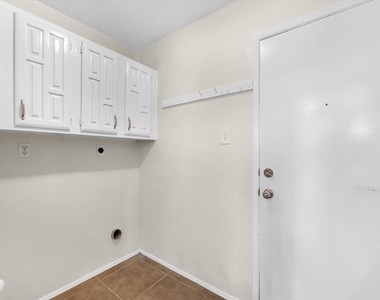 16811 Grouse Moor Drive - Photo Thumbnail 7