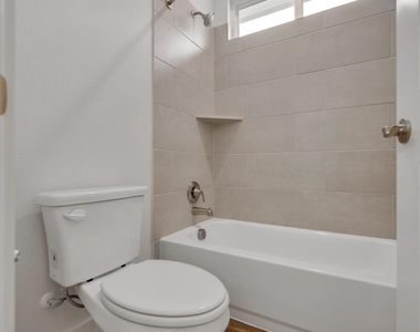 2709-501 Rockhill Road - Photo Thumbnail 23