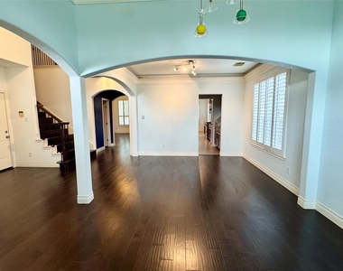 20922 Springport Court - Photo Thumbnail 9