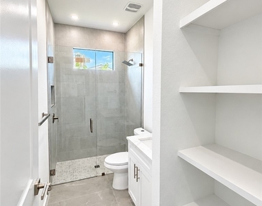 1122 Nw 15th Street - Photo Thumbnail 19